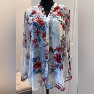 Kut from the Kloth White Sheer Button-Down Blouse with Red & Blue Floral Print